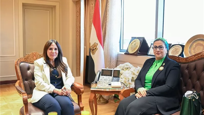 وزيرة الإسكان مع رئيسة المجلس القومي للمرأة    