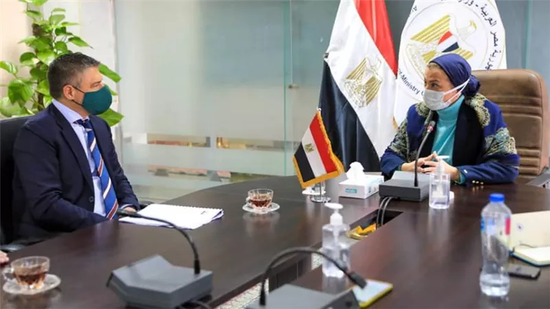 وزيرة البيئة تبحث مع شركة بيكر هيوز للطاقة سبل التعاون في مجال تكنولوجيا الوقود المتوافقة بيئيا