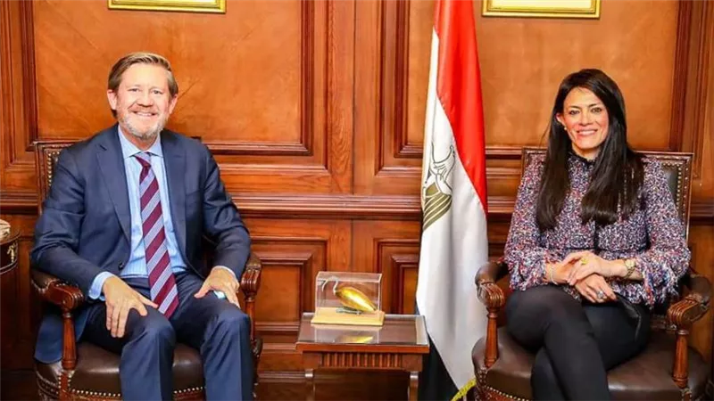 المشاط تبحث تعزيز التعاون المشترك مع نائب رئيس شئون منطقة الشرق الأوسط بغرفة التجارة الأمريكي