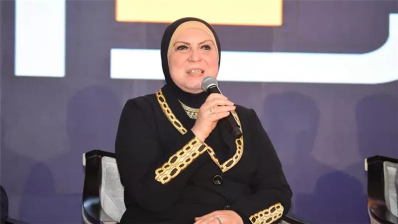وزيرة التجارة: دفع عجلة التنمية الصناعية بصعيد مصر على رأس الأولويات