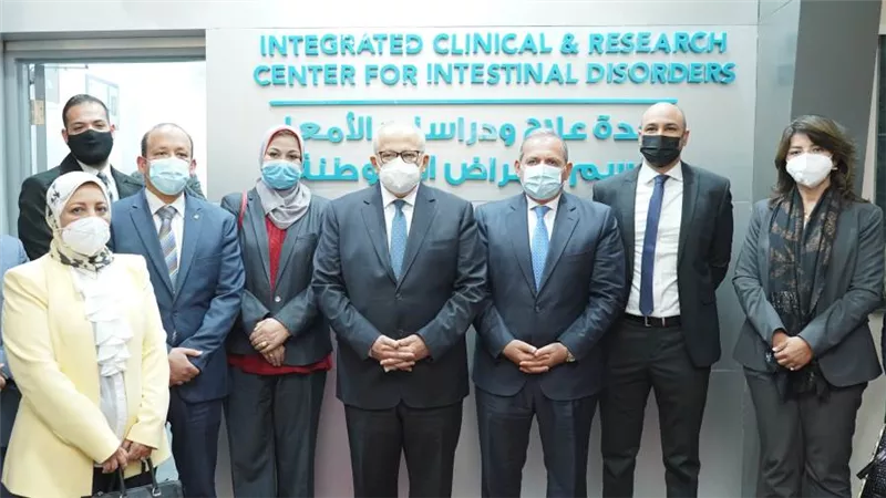  البنك الأهلي المصري يفتتح وحدة علاج ودراسات أمراض الأمعاء بمستشفى قصر العيني