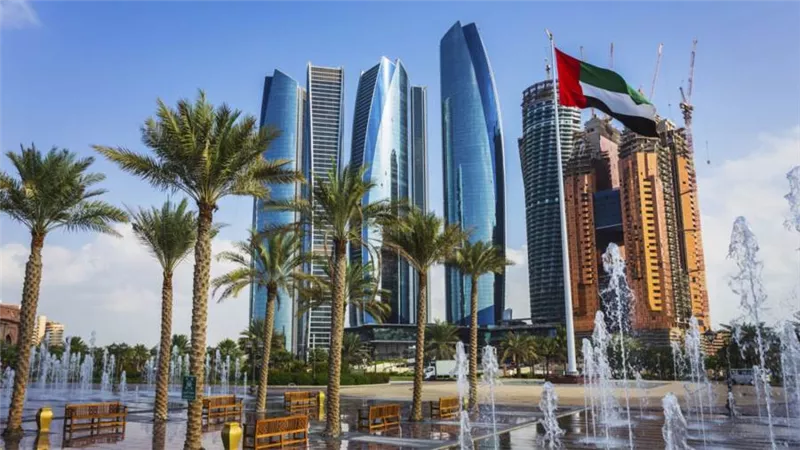صندوق أبوظبي السيادي يستحوذ على حصص في شركات أبو قير للأسمدة وموبكو والإسكندرية للحاويات