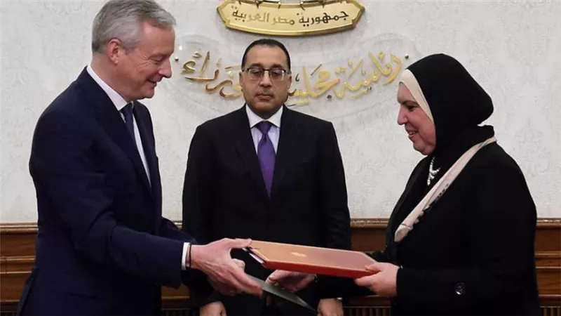 مدبولي يشهد مراسم اتفاق مصري فرنسي لتعزيز التعاون الاقتصادي والصناعي والتجاري والاستثماري