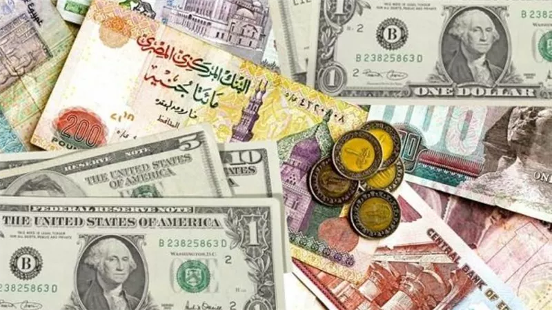 تباين بأداء الدولار أمام الجنيه اليوم الأربعاء 6-4-2022