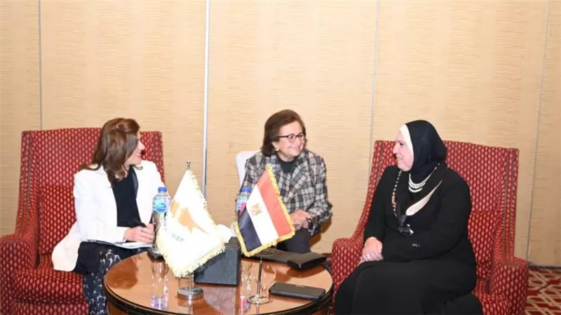 وزيرة التجارة تبحث مع نظيرتها القبرصية سبل تعزيز التعاون المشترك