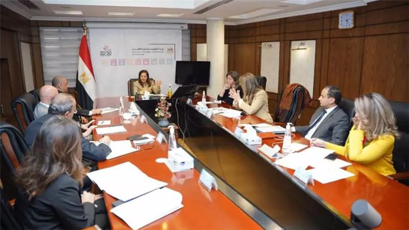 وزيرة التخطيط تبحث مع جمعية المصدرين الموقف التنفيذي لإنشاء أول أكاديمية للتصدير