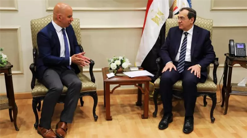 قطاع البترول يتعاون مع جنرال اليكتريك العالمية في مجال الاستدامة وخفض الانبعاثات 