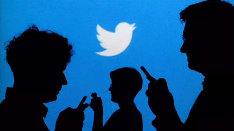 إيلون ماسك ينهي صفقة الاستحواذ على تويتر مقابل 44 مليار دولار