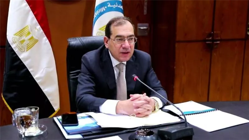 الملا: قطاع البترول نفذ العديد من المبادرات الفاعلة لدعم جهود التحول الطاقي