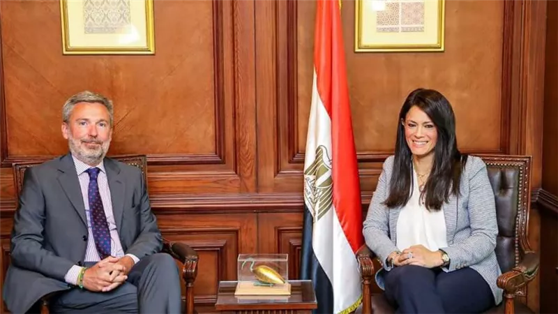 المشاط تبحث مع السفير الإيطالي مد الشريحة الثالثة من البرنامج المصري الإيطالي لمبادلة الديون من أجل التنمية