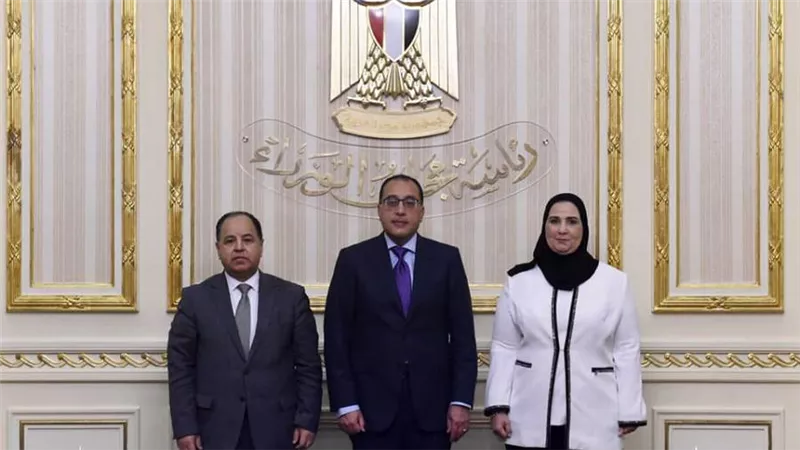 تعاون بين التضامن وهيئة التأمين الصحي الشامل لمد الحماية الاجتماعية لفئات غير القادرين