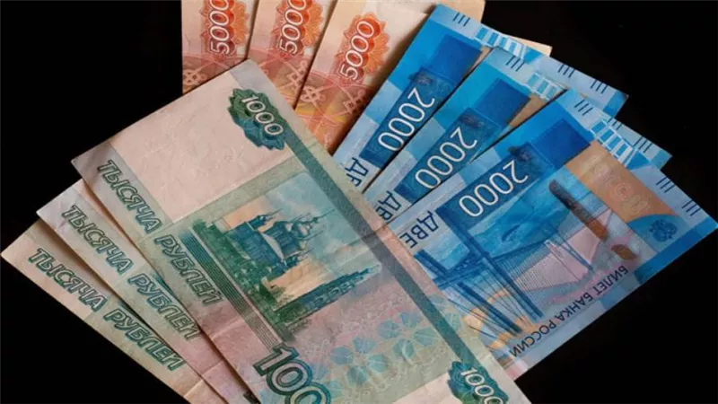 أوروبا توافق على دفع ثمن الغاز الروسي بالروبل