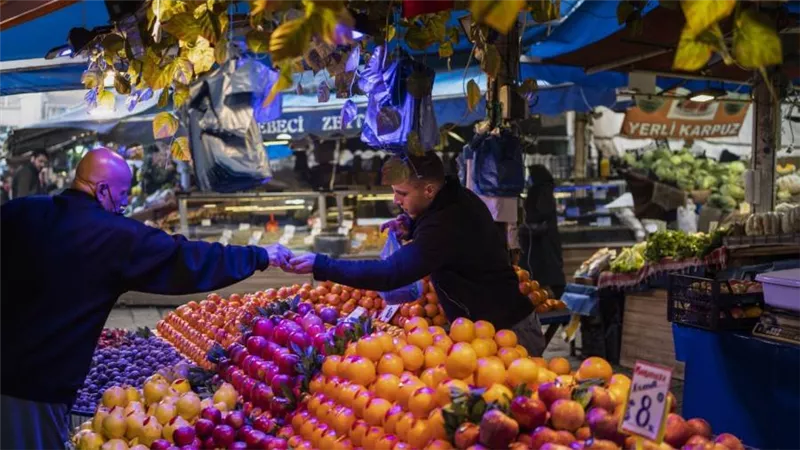 بلومبرج: تكاليف الإنتاج بالمصانع التركية ترتفع بأكثر من 120% والأسوأ لم يأت بعد على المستهلكين الأتراك