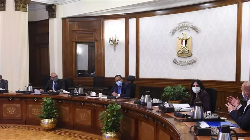 مدبولي: الدولة تعمل على جذب المزيد من الاستثمارات التي تُدر عائدًا كبيرا بالنقد الأجنبي وتوفر فرص العمل