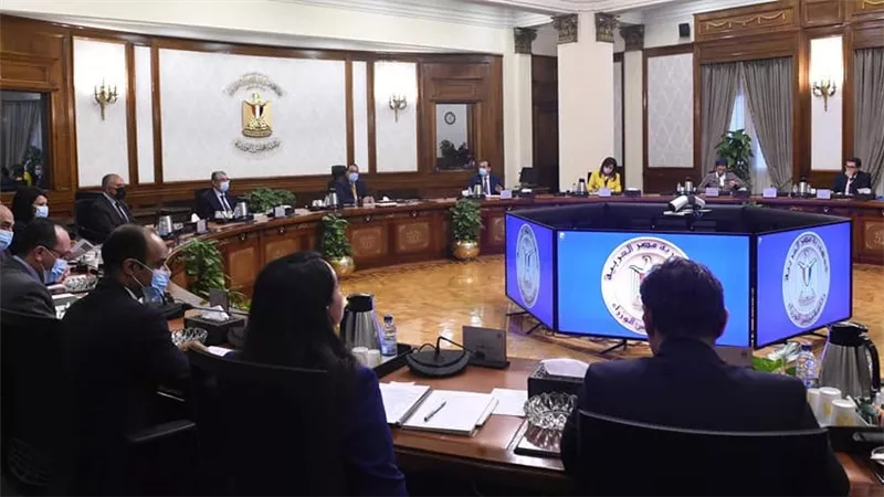 رئيس الوزراء يستعرض مقترح خطة المساهمات الوطنية للمجلس الوطني للتغيرات المناخية