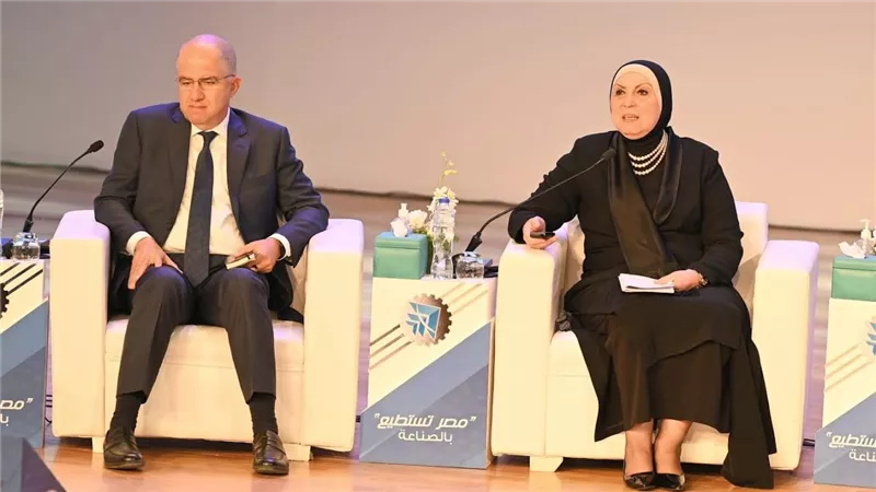 التجارة: 11,7% مساهمة الصناعة بالناتج المحلي.. و100 إجراء تحفيزي للنهوض بالقطاع