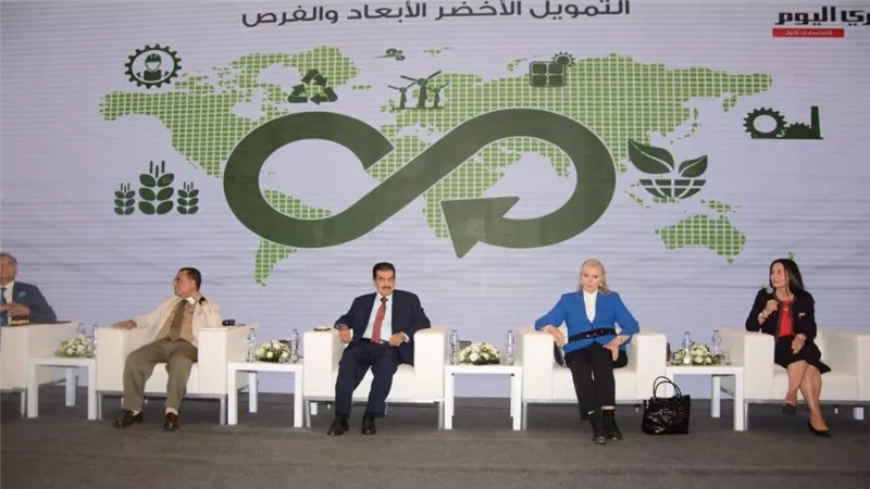 كشميري : مصر تحتاج الي 675 مليار دولار استثمارات تنموية مستدامة علي مدار 20 عاما قادمة