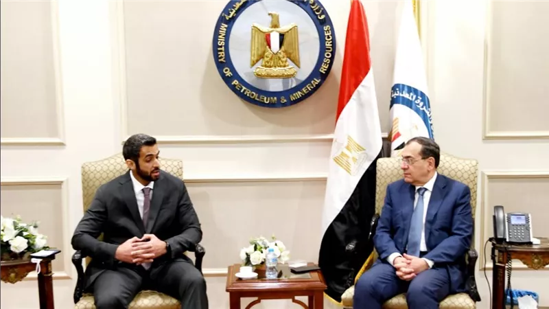 الملا يبحث زيادة إستثمارات شركة مبادلة للبترول الإماراتية  في مصر