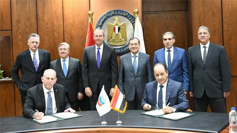 توقيع مذكرة تفاهم مع شيفرون الأمريكية بشأن نقل غاز شرق المتوسط عبر مصر