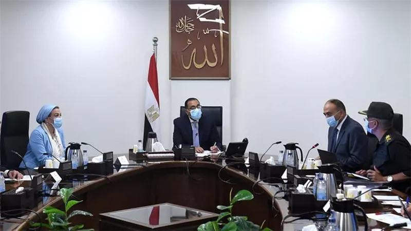 مدبولي يتابع استعدادات استضافة مصر لمؤتمر تغير المناخ COP27