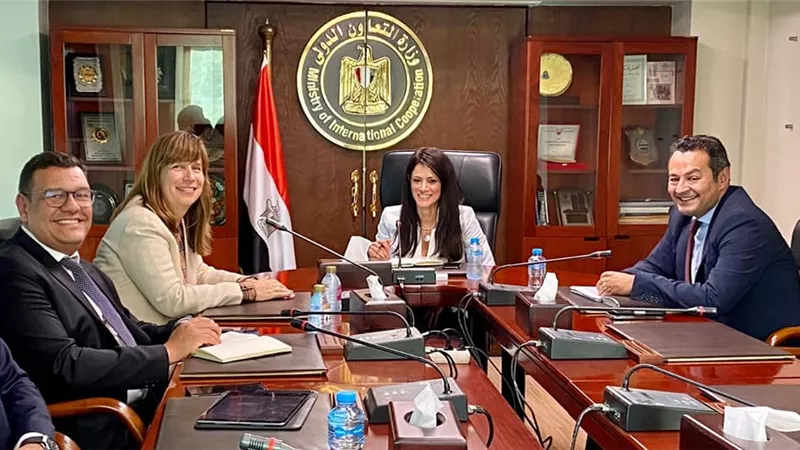 المشاط تبحث مع المديرة الإقليمية للبنك الأوروبي لإعادة الإعمار جهود التعاون الإنمائي