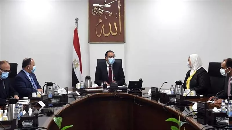 مدبولي يوجه بتشكيل لجنة  لمتابعة خطوات تنفيذ حزمة الحماية الاجتماعية الاستثنائية