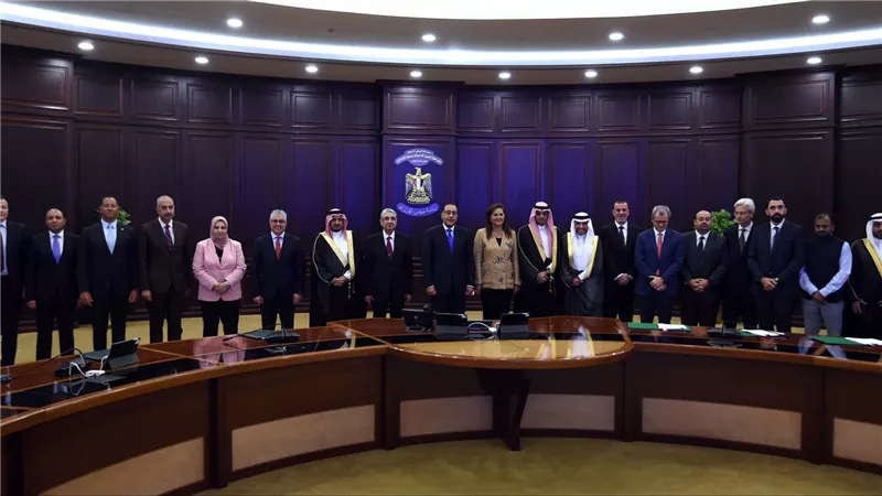 مدبولي يشهد توقيع 7 مذكرات تفاهم لتنفيذ مشروعات إنتاج الهيدروجين الأخضر