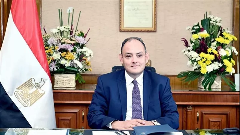 وزيرا التجارة والزراعة يصدران قراراً مشتركاً بشأن نظام تداول القطن الزهر لموسم 2022-2023