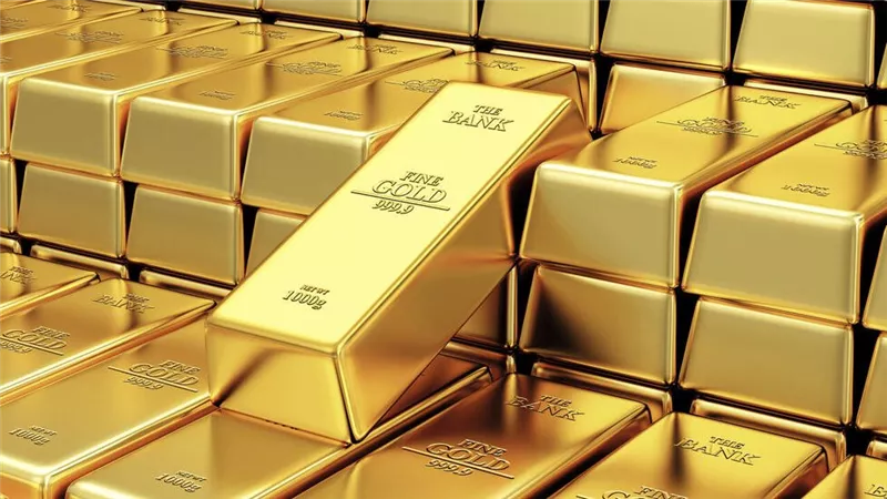 الذهب في خطر.. الدولار قد يدفع المعدن الأصفر إلي خسارة قاسية