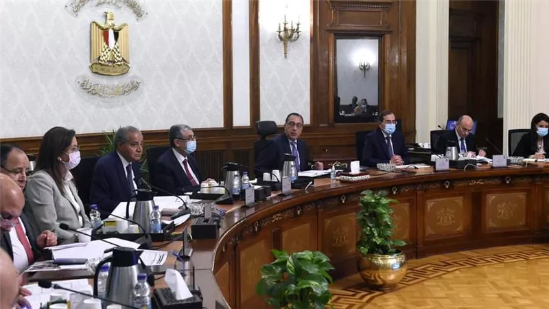رئيس الوزراء يتابع موقف تنفيذ التكليفات الرئاسية بشأن الحزمة العاجلة للإصلاح الاقتصادي