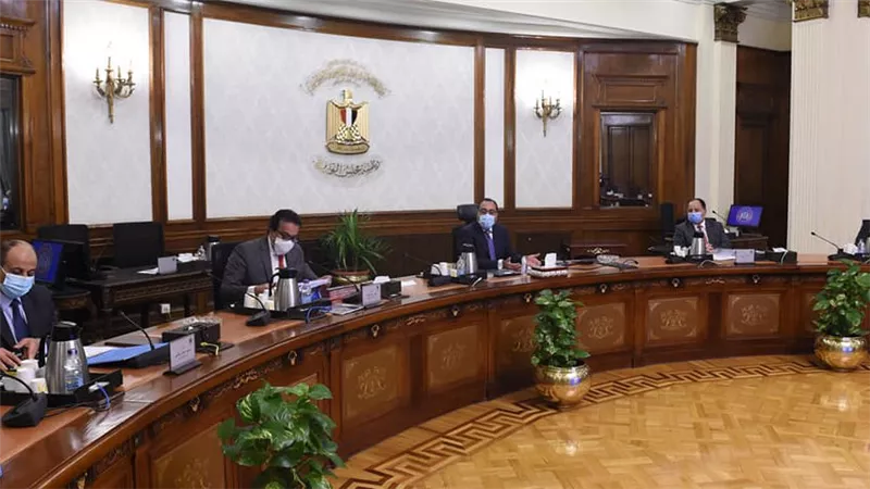 رئيس الوزراء: مستعدون لاتخاذ أي قرار لزيادة أعداد السائحين الوافدين إلى مصر