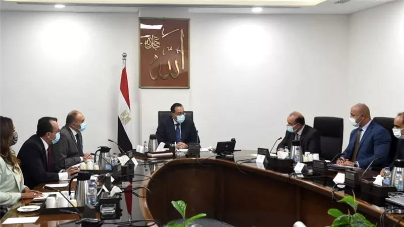 رئيس الوزراء: القطاع غير المصرفي لاعب أصيل في مساعدة الكيانات الاقتصادية على تنويع مصادر تمويلها