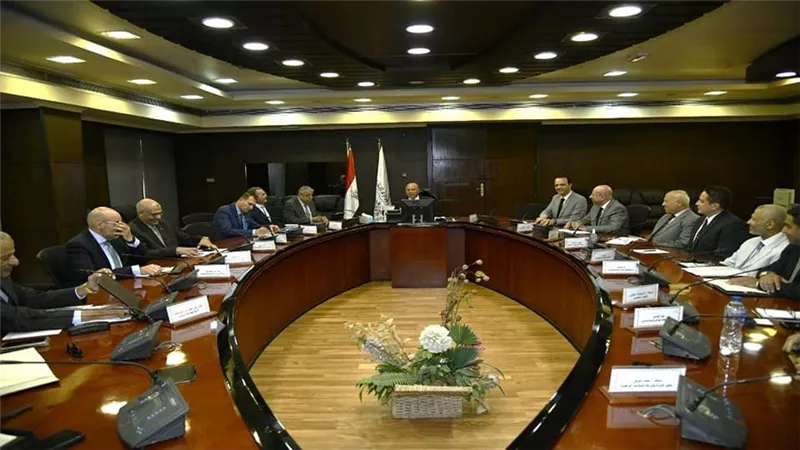 وزير النقل: دعم الأسطول التجاري البحري بسفن بضائع متعددة الأغراض والرورو والحاويات