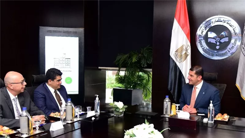 رئيس هيئة الاستثمار يبحث الاستثمارات الجديدة لشركة سان جوبان العالمية في مصر