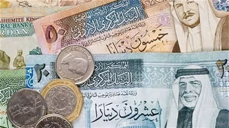سعر الدينار الكويتي أمام الجنيه المصري اليوم الإثنين 12-9-2022