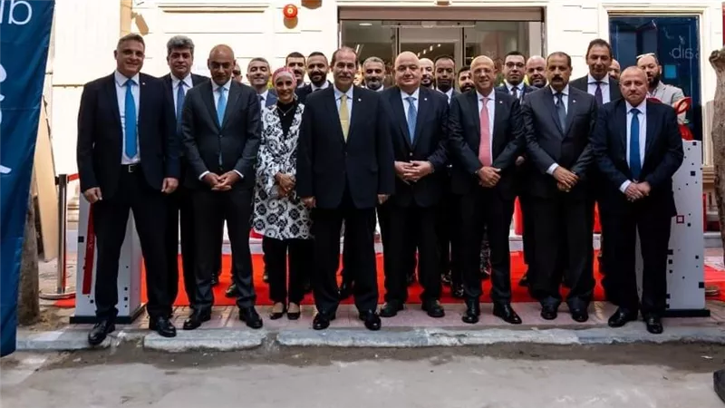 بنك saib  يفتتح أحدث فروعه بوسط البلد