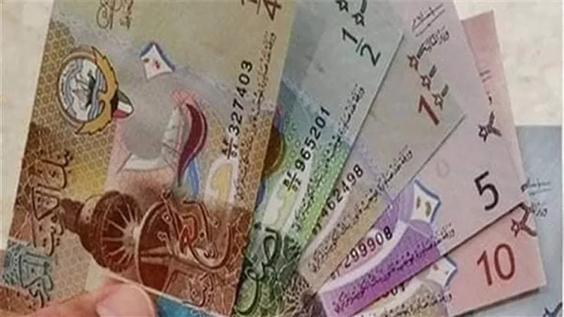 في 5 أيام.. الدينار الكويتي يرتفع 400 قرش أمام العملة المصرية ويلامس الـ 80 جنيه