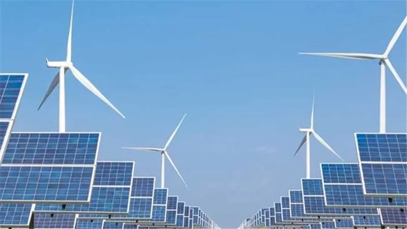 الاستثمار العالمي في الطاقة النظيفة يقترب من 1.7 تريليون دولار في 2023