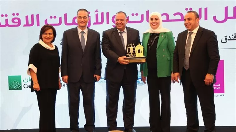 الاسلامي الاردني يتسلم جائزة البنك الاكثر أماناً في الاردن لعام 2022  