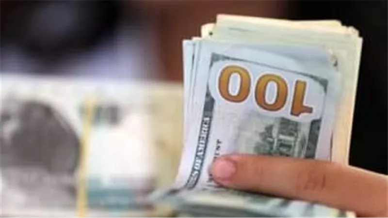 سعر الدولار أمام الجنيه المصري في تعاملات اليوم السبت 12-11-2022