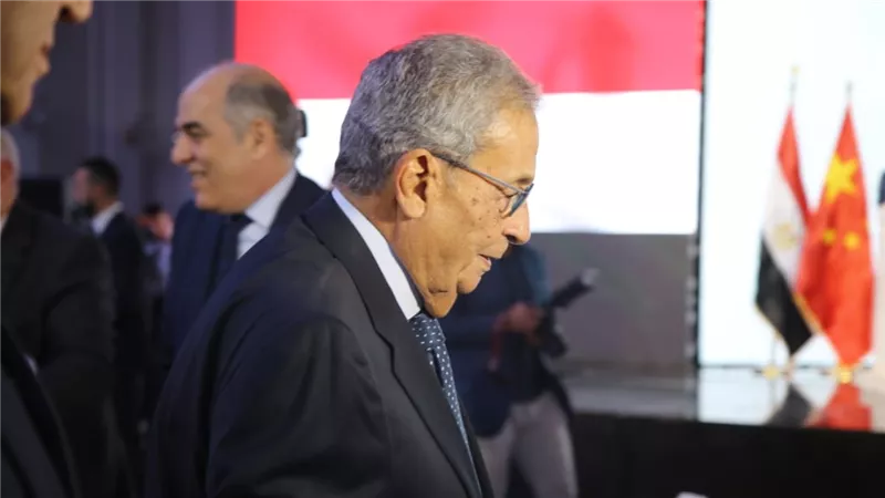 عمرو موسى : آفاق تعاون مصري صيني في الصناعات التكنولوجية والرقمية والذكاء الاصطناعي