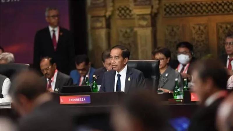 رئيس إندونيسيا: العالم يواجه تحديات غير مسبوقة .. 2023 سيكون أشد صعوبة