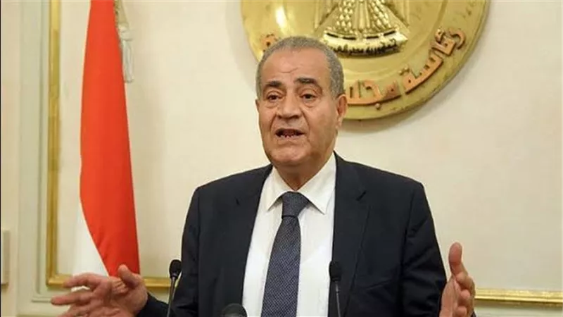 تصريحات مهمة من وزير التموين بشأن سعر الخبز السياحي والفينو