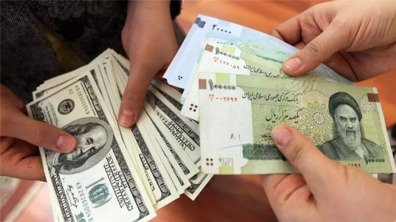 محافظ البنك الإيراني: الاحتجاجات سبب إنهيار العملة ووصول إلي مستويات قياسية