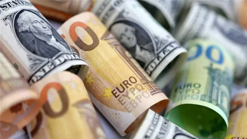 اسعار العملات أمام الجنيه المصري في تعاملات اليوم الجمعة 23-12-2022