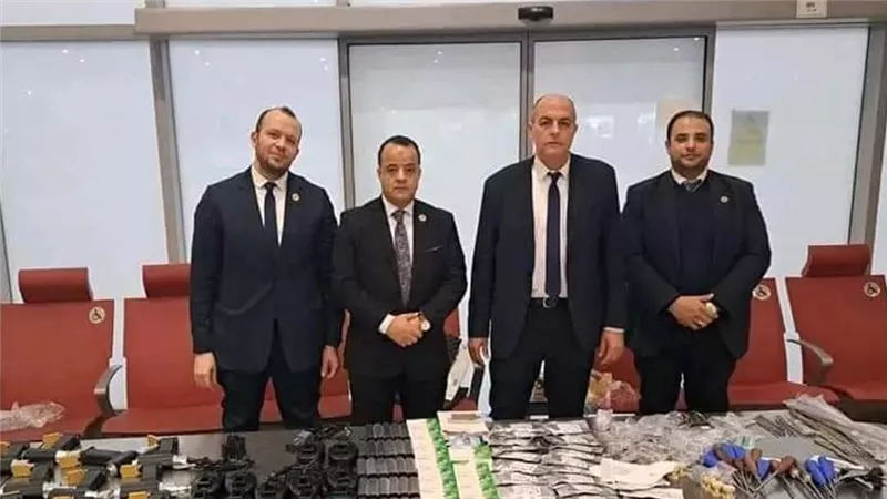 جمارك مطار القاهرة تضبط محاولة تهريب كمية من الأدوية