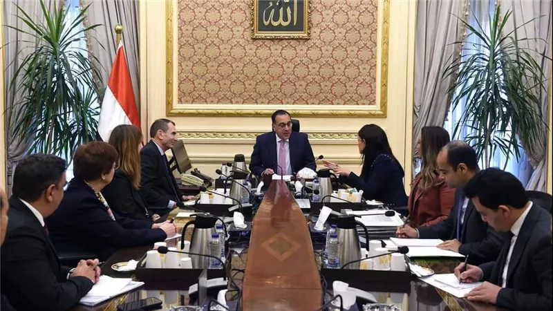 نائب رئيس البنك الأوروبي لإعادة الإعمار والتنمية: مستمرون في دعم الاقتصاد المصري