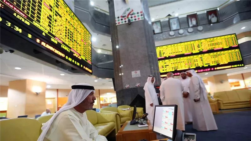 تراجع أغلب بورصات الخليج بسبب توقعات أسعار الفائدة الأمريكية