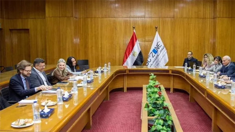 اقتصادية قناة السويس تناقش رقمنة خدمات المستثمرين مع البنك الأوروبي EBRD