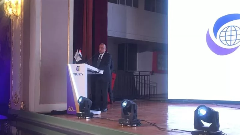 وزير قطاع الأعمال: جاري تنفيذ مشروع ضخم في شركات الأدوية التابعة للتوافق مع متطلبات التصنيع الجيد